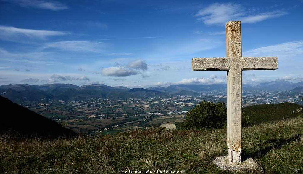 Casale Il Cerqueto Panzió San Severino Marche Kültér fotó